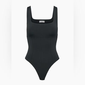 NWOT ARITZIA BABATON CONTOUR BODYSUIT